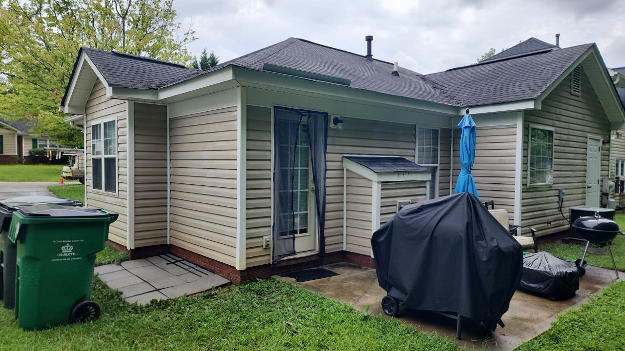 House Wash using cleaner by Power Wash Masters LLC