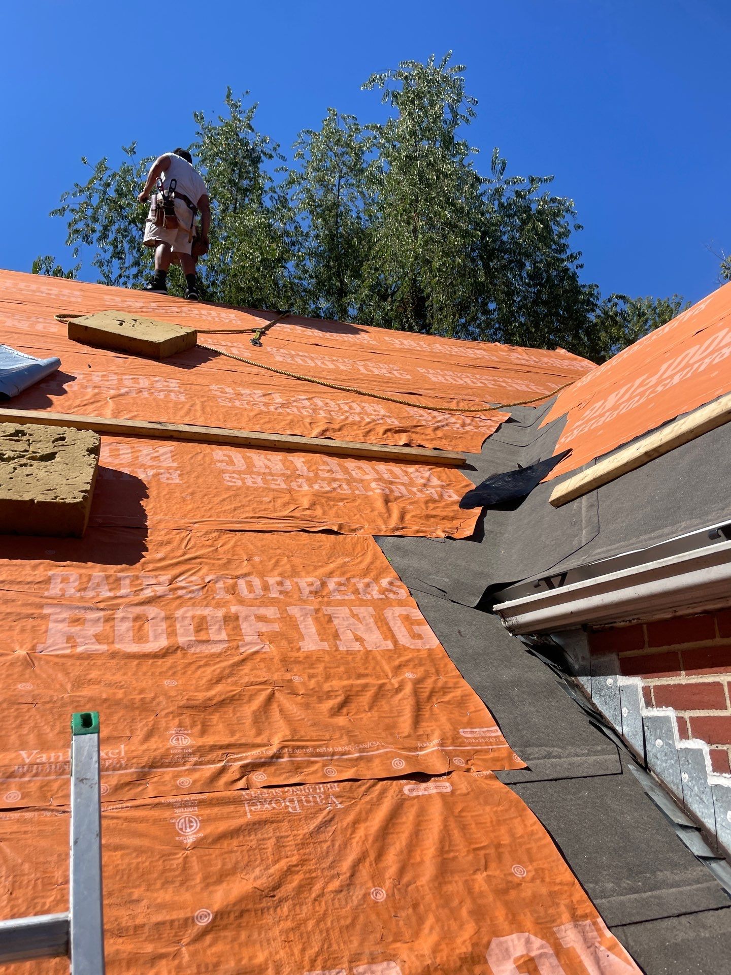 Residential Roofing Installation using GAF Timberline HDZ Weathered Wood by Rainstoppers Roofing