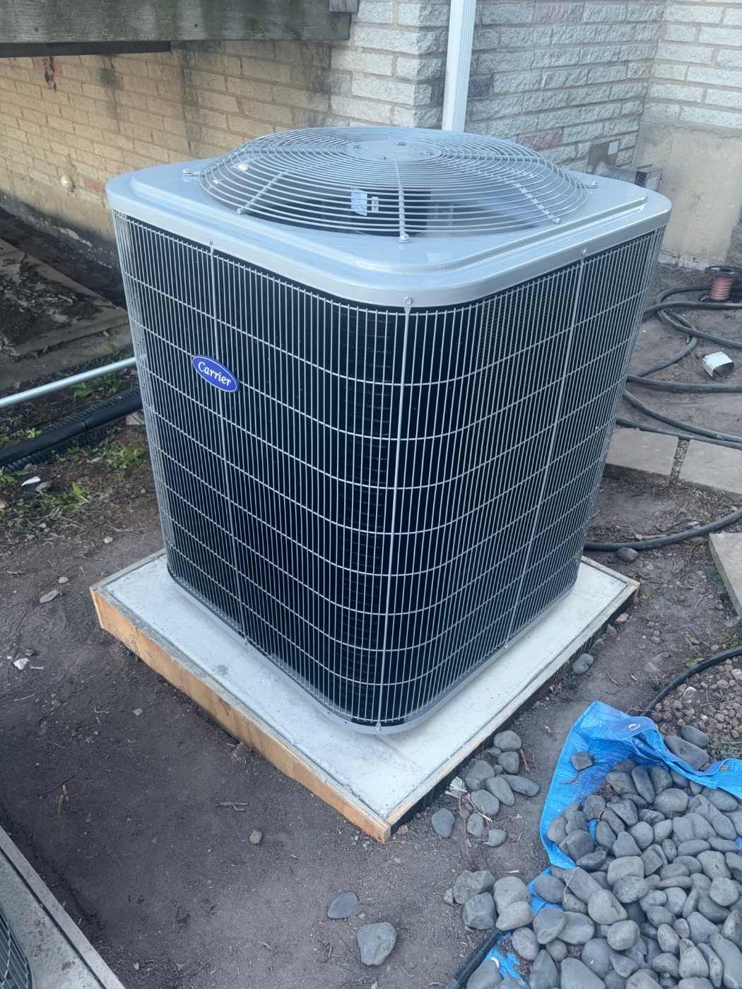 Twin Carrier Comfort 14 Central Air Conditioner Installation – Des Plaines, IL | GSHA Services, LTD by GSHA Services LTD