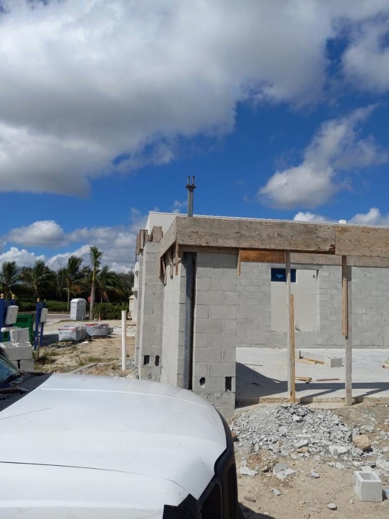 Custom House in Fort Myers by Southern Gulf Construction