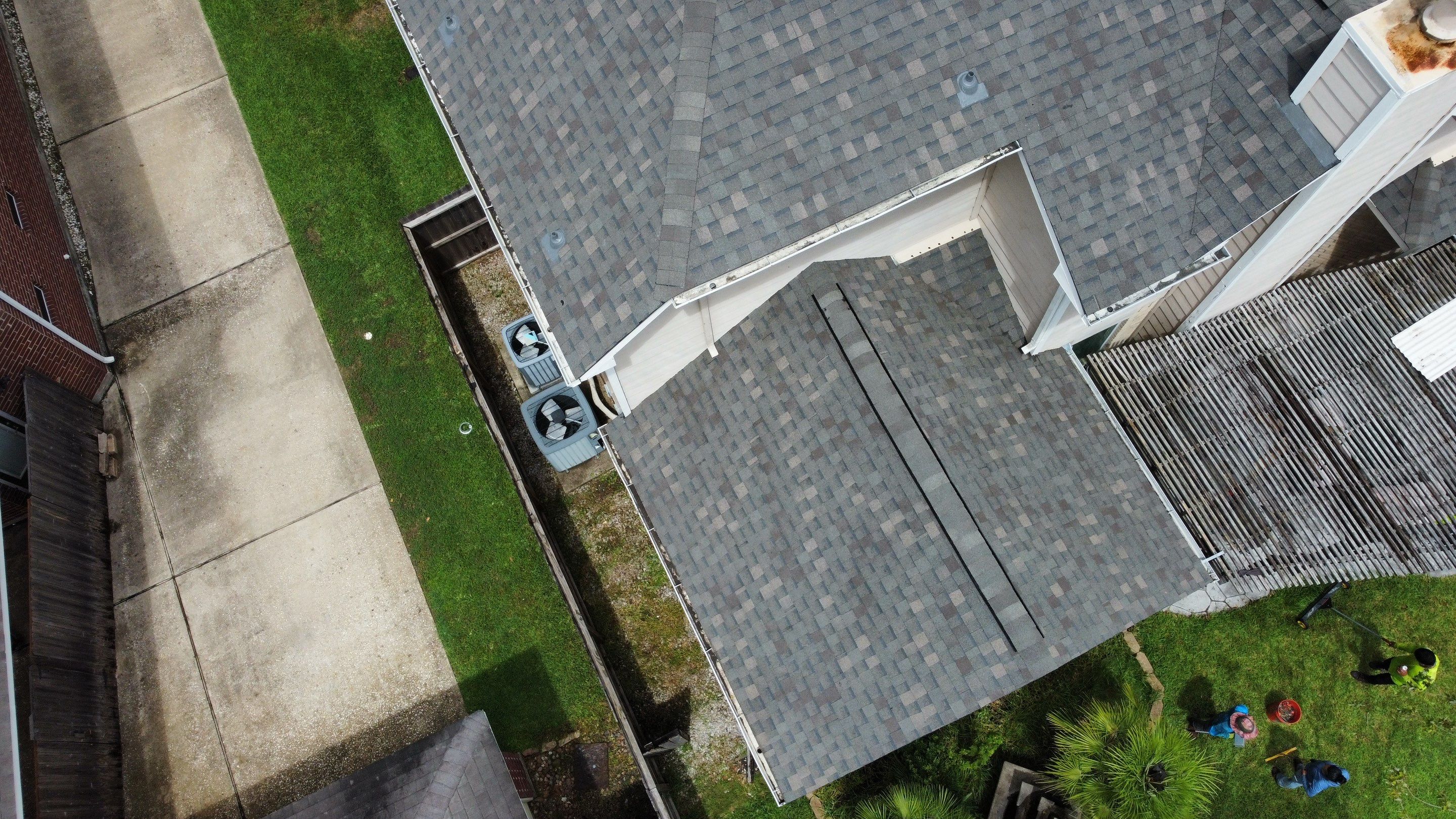 Seabrook Roof Installation using Atlas Pinnacle Pristine by Modern BYLT Roofing & Construction