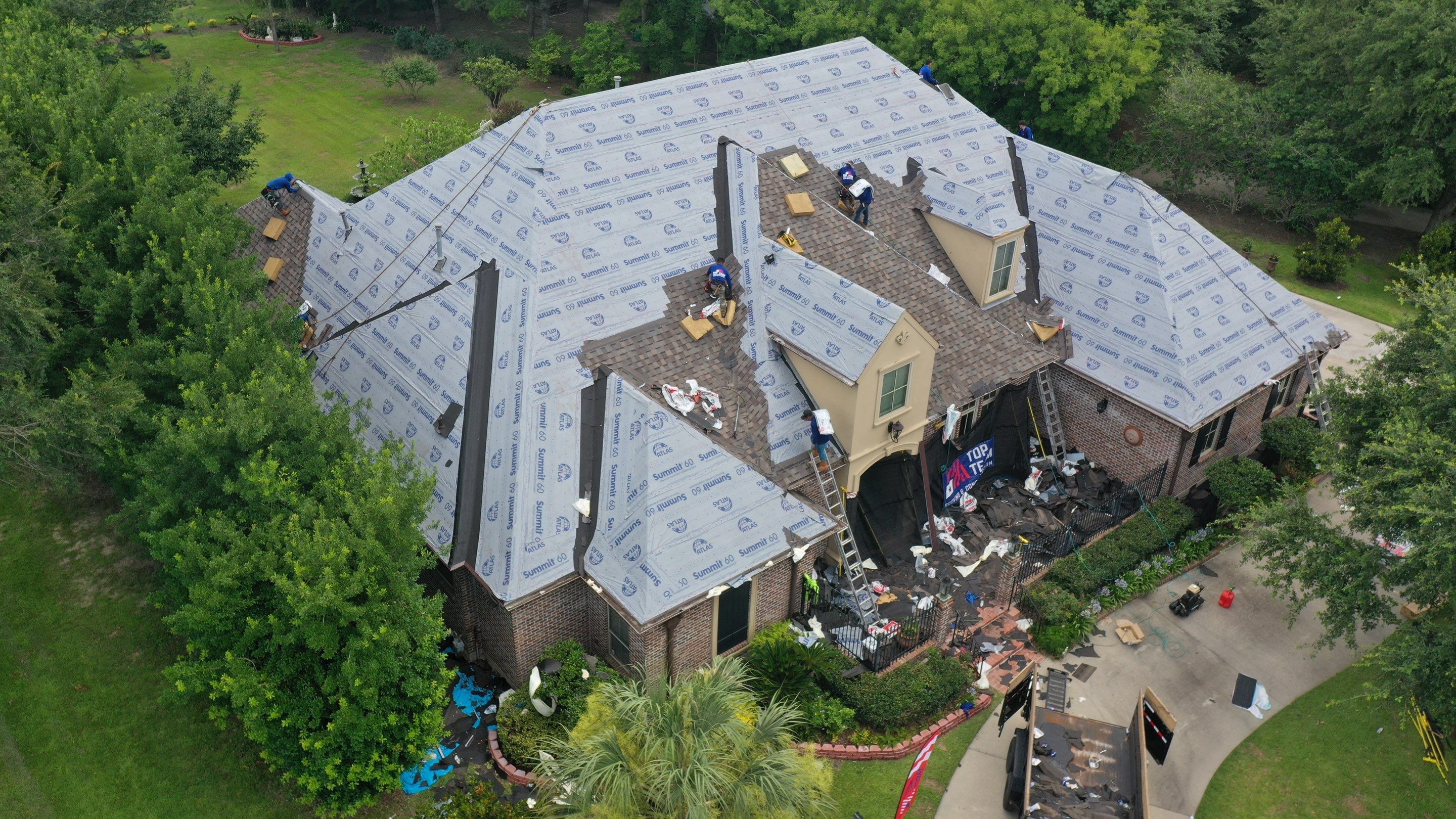 Majestic Shake - Atlas by Top Team Roofing & Construction