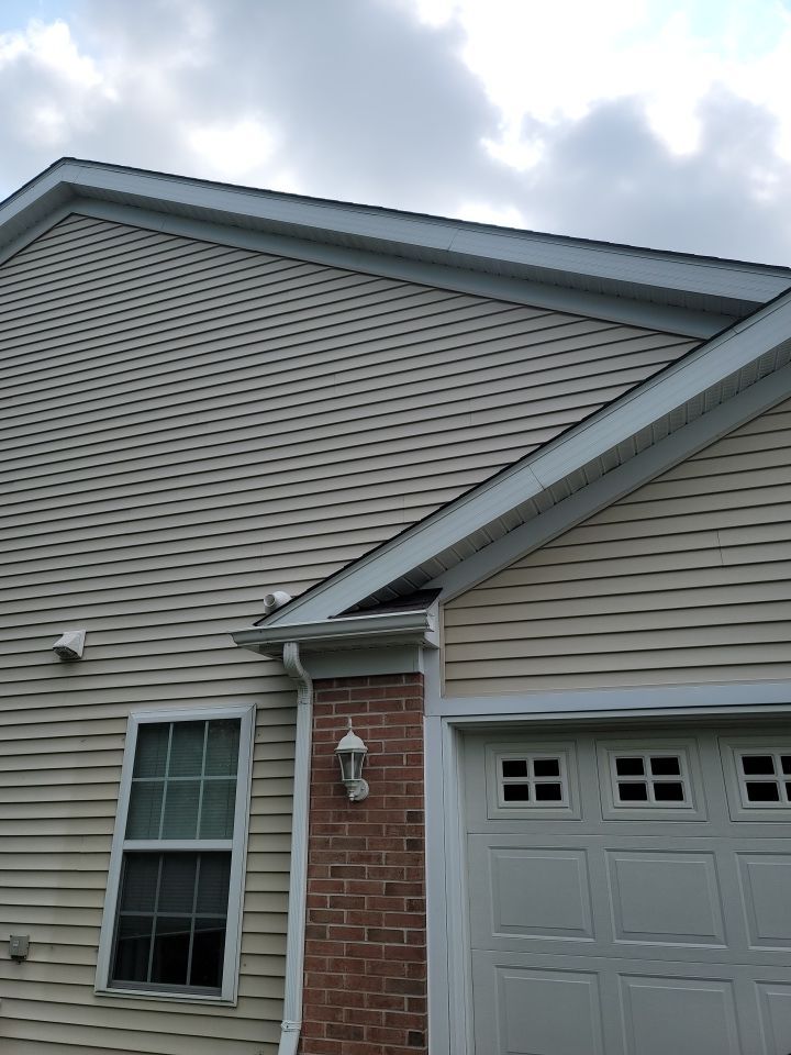ATLAS PINNACLE PRISTINE COLOR: WEATHERED WOOD DRIP EDGE: WHITE by Eagle Eye Roofing
