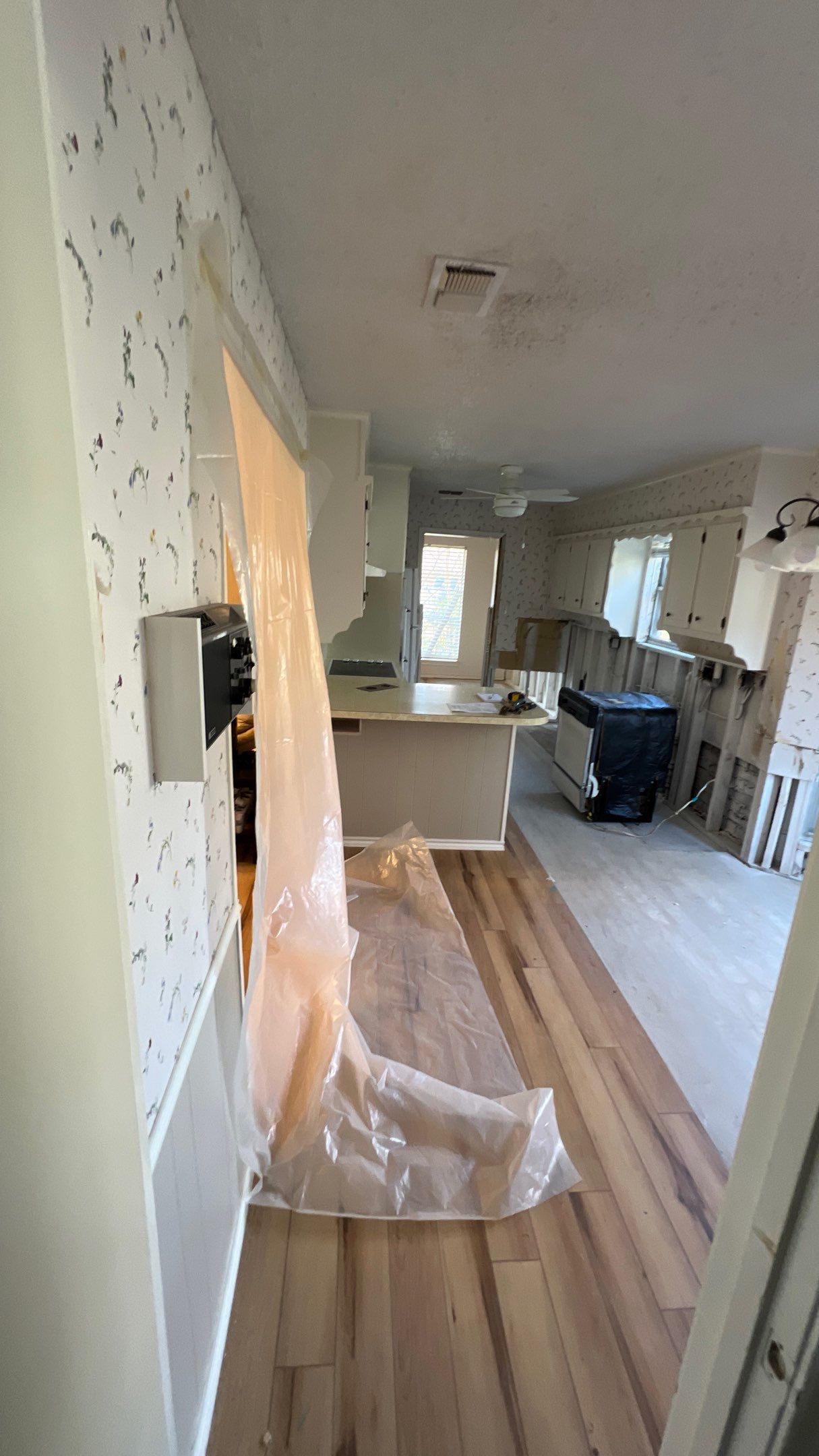 Kitchen Remodel by Harvey Roofing & Construction