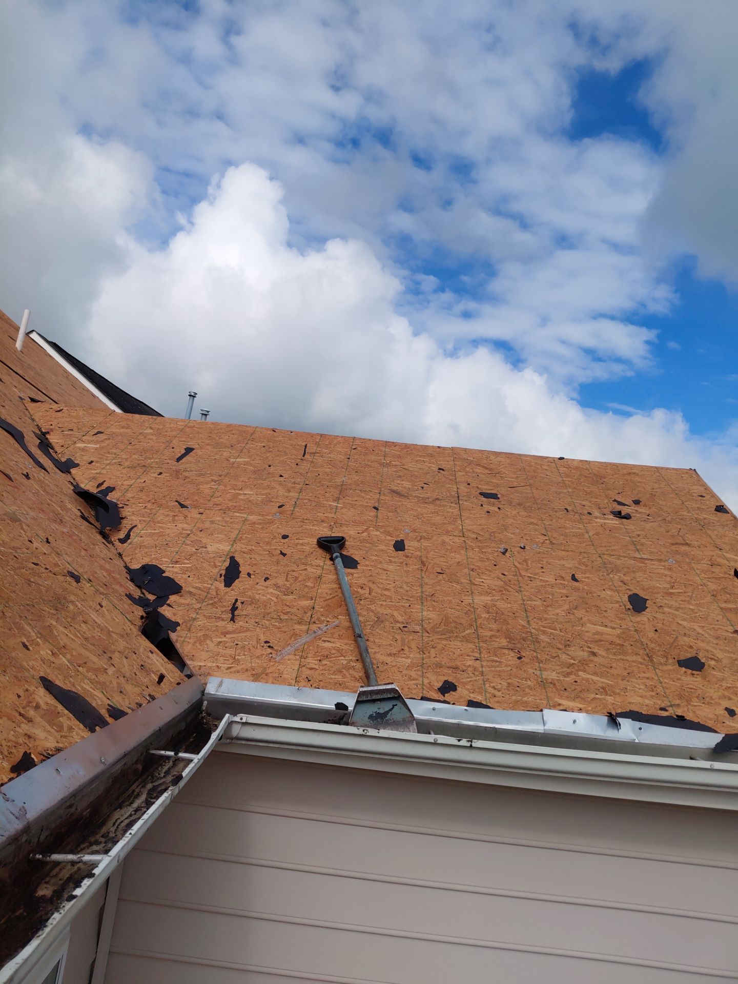 Alexandria: Residential Roof Replacement with CertainTeed Landmark Pro in Max Def Charcoal Black by RM Banning, Inc.