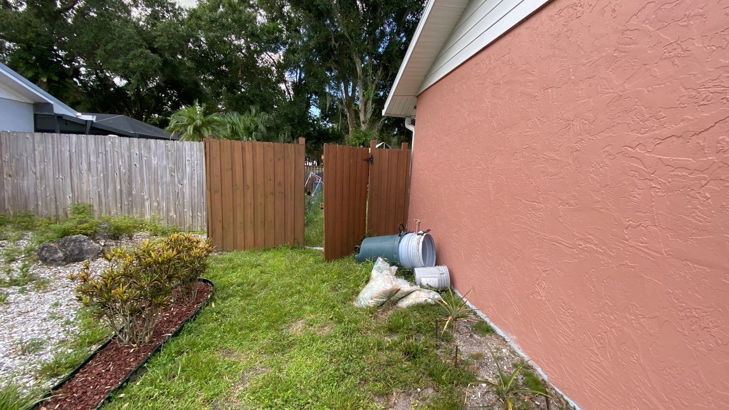 Bradenton, FL 6 ft. White Vinyl Privacy Fence by Asap fence and gates, LLC