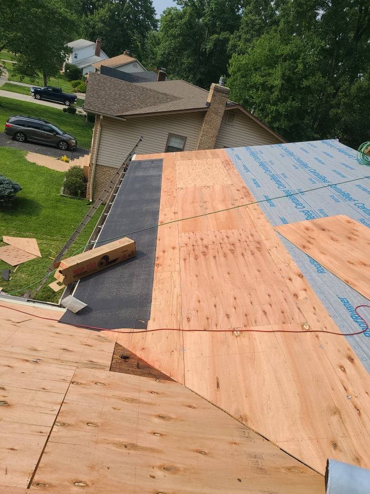 Alexandria: CertainTeed Landmark Pro Architectural Shingles in Max Def Shenandoah by RM Banning, Inc.