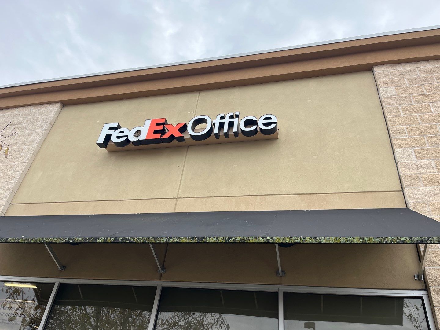 Storefront Revival: Transforming Business Exteriors with a New Coat of Brilliance by 360 Painting Central Texas 