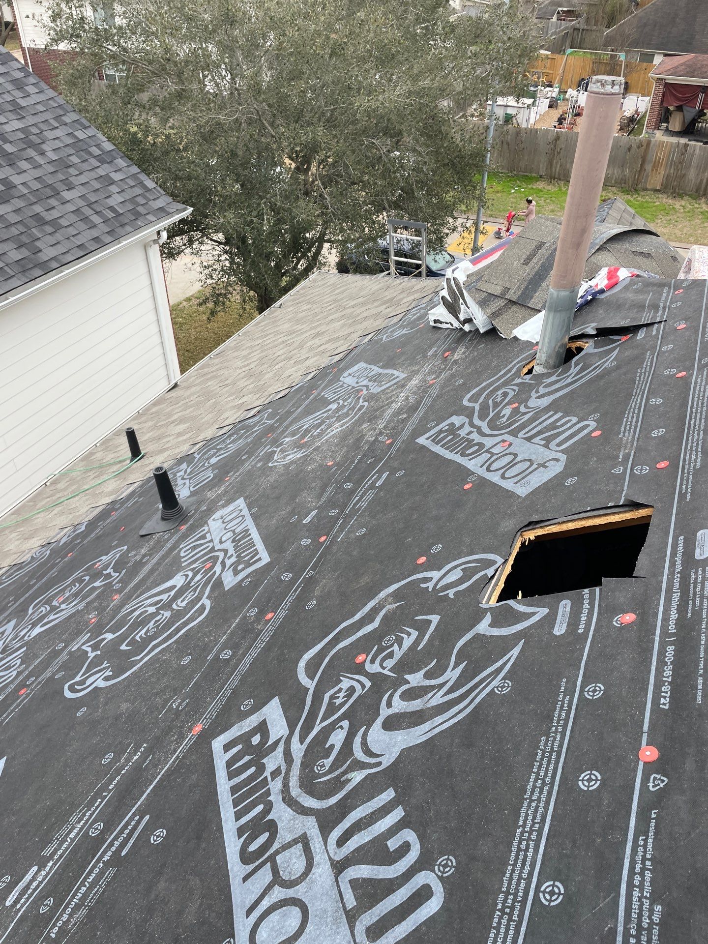 Residential Roofing Installation using Owen's Corning Duration (Lifetime) Shingles by Roof Repair Company
