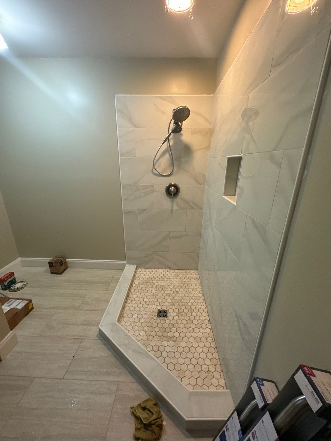 Russet Woods - Bathroom by Pillar and Pine