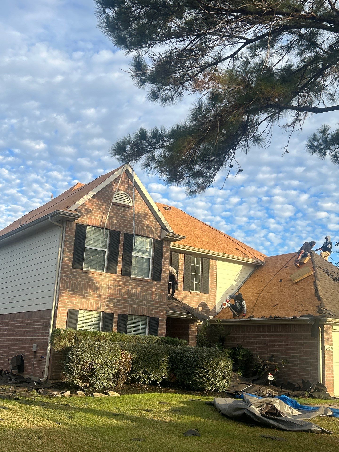 Roof Replacement in Falcon Ranch, Katy TX by Roof Repair Company