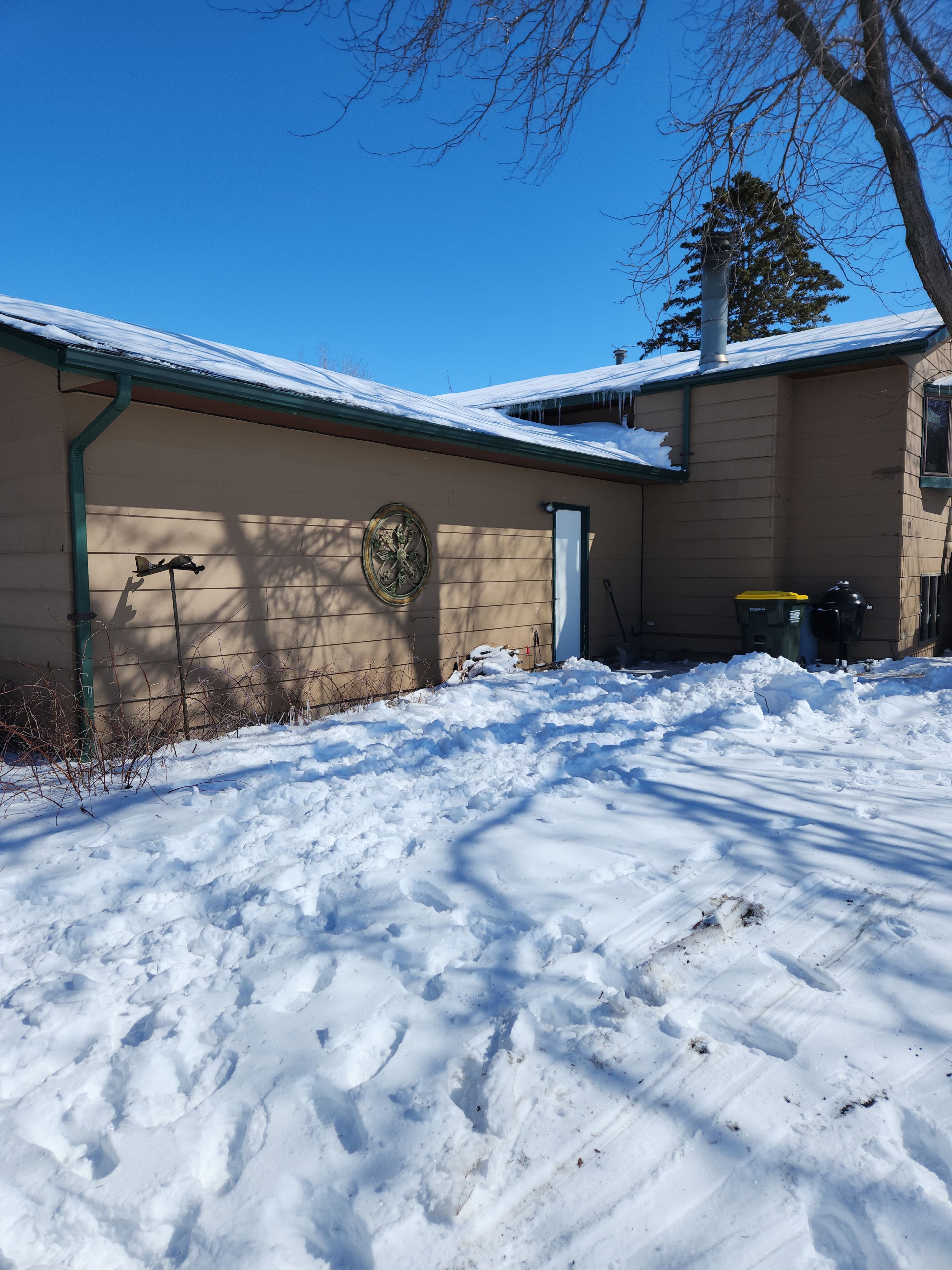 5" Gutters in Willmar by Next Level Seamless Gutters / Exteriors Inc.