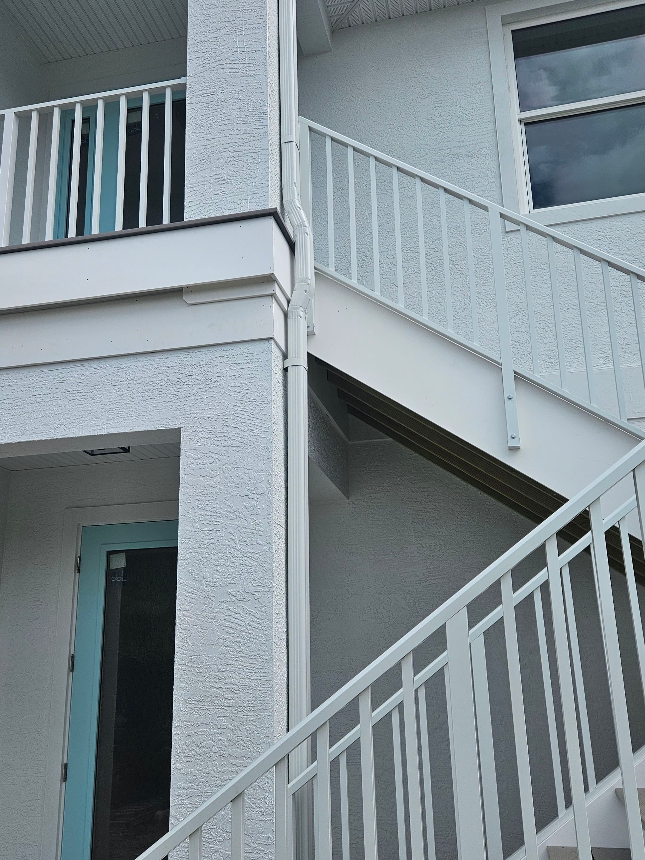 6-inch K-style Seamless Gutters and 3x4 Downspout Elbow Installation in Englewood, FL  by Gutter Professors