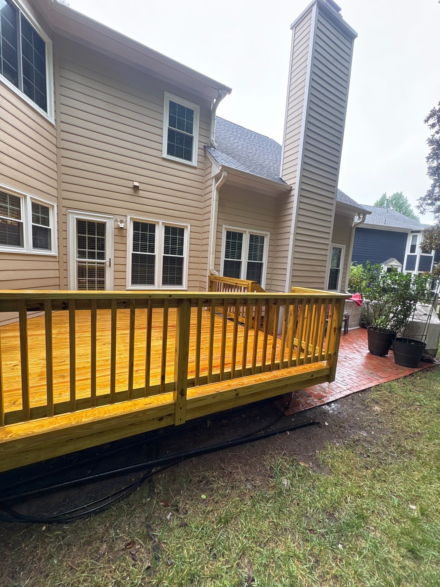 Deck using Wood Sealant by DuraSeal