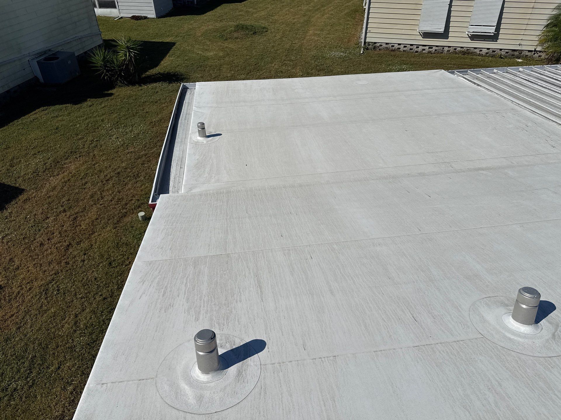 TPO Membrane Mobile Home Roof Cleaning Parrish, FL by Sunshine AquaWash