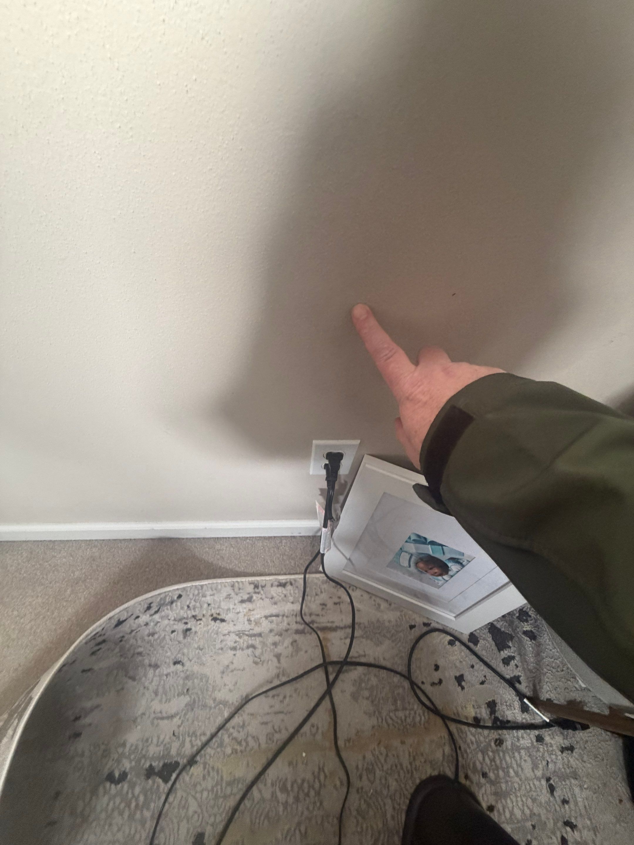 Cabinets and drawers repair by OCS Contracting Services