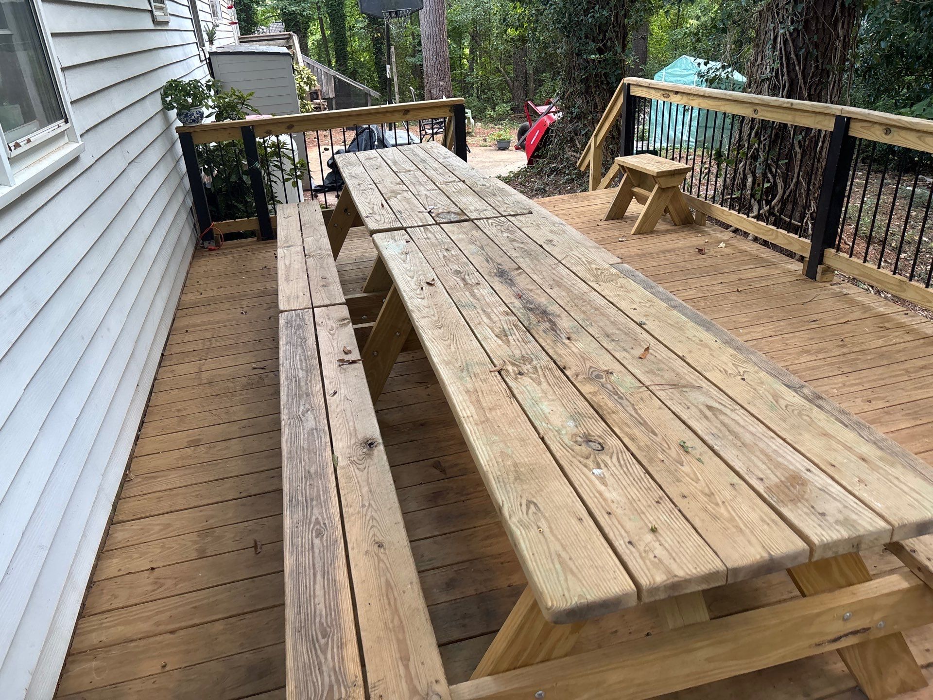 Deck using Wood Sealant by DuraSeal