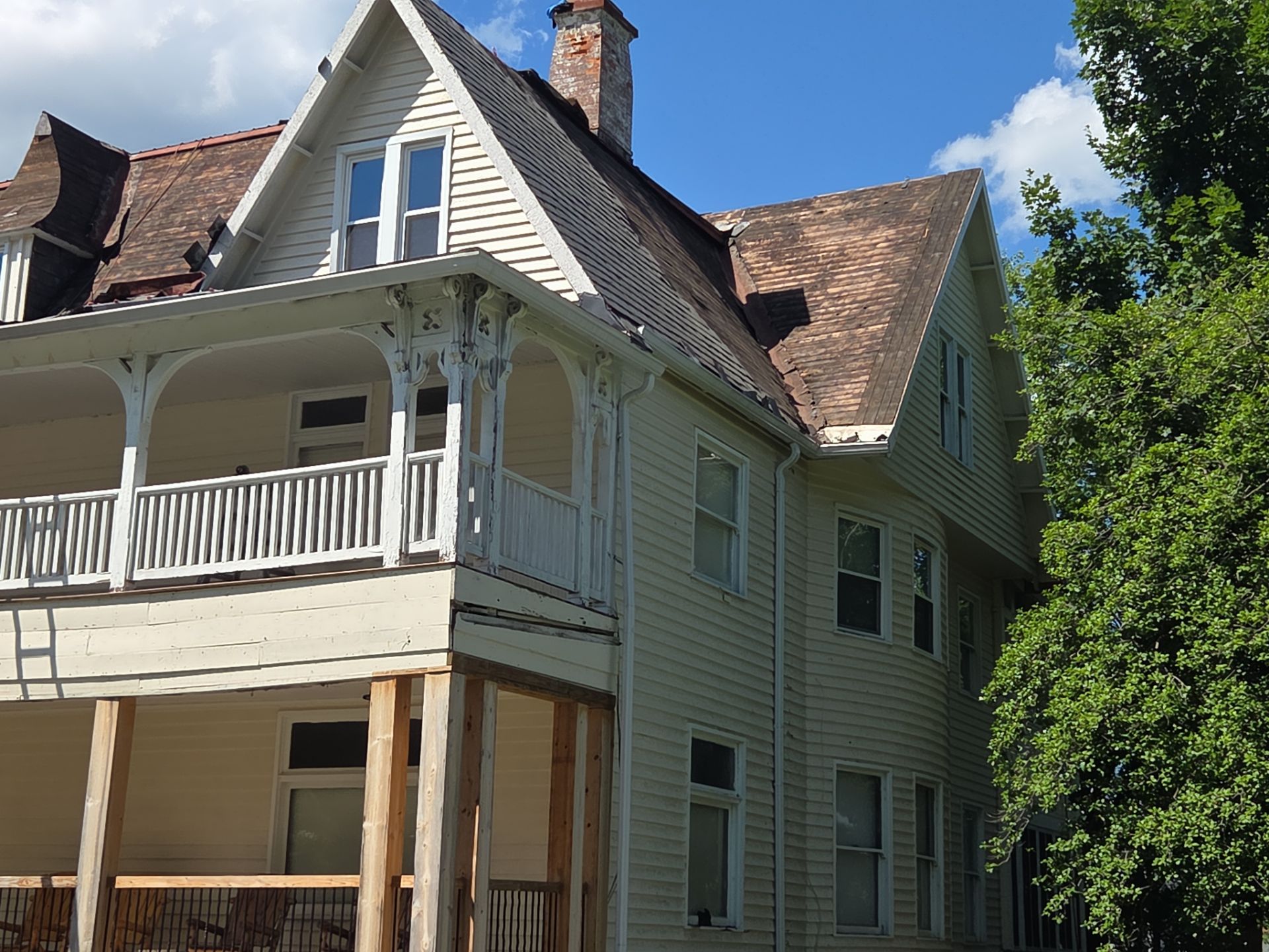 Premium Asphalt Shingle Roof Replacement | Ashland, KY by Mr. Roofer