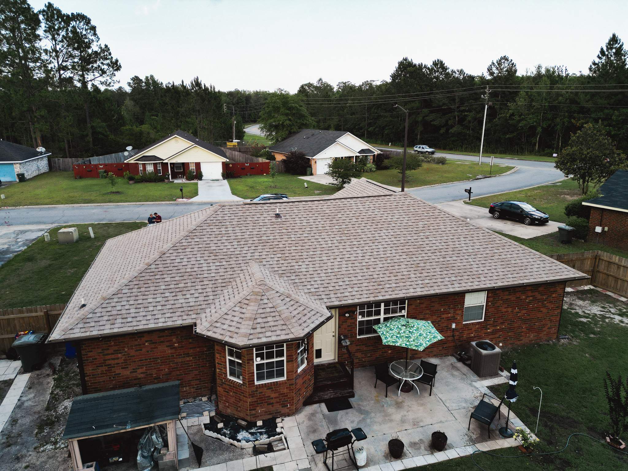 Residential Roofing Installation using Atlas Pinnacle Pristine Tan Mist by Talya Roofing