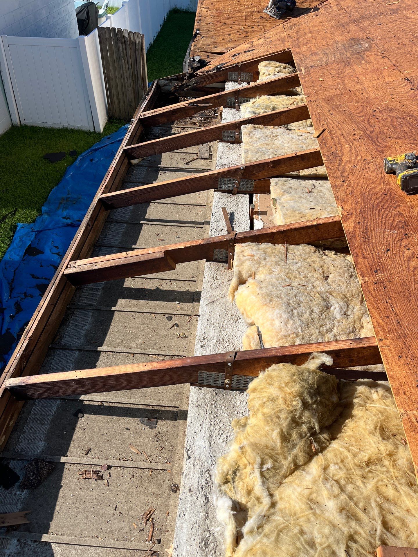 Project in St. Petersburg 33702 by Mitchell Roofing Company LLC 