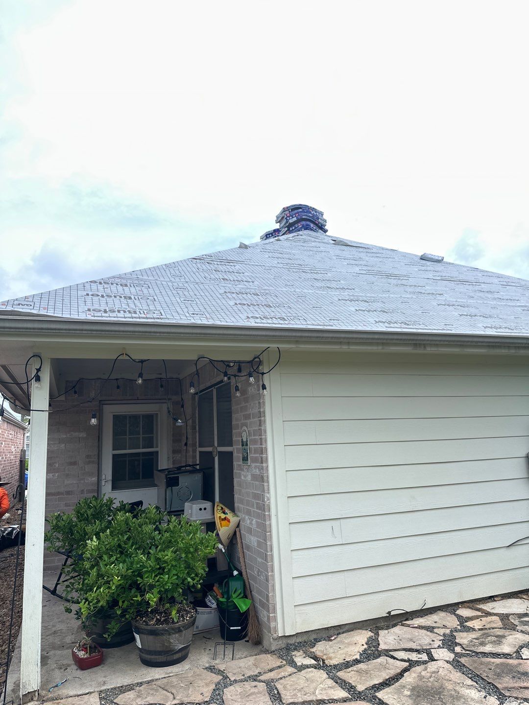 Roof Replacement Houston by Roof Repair Company
