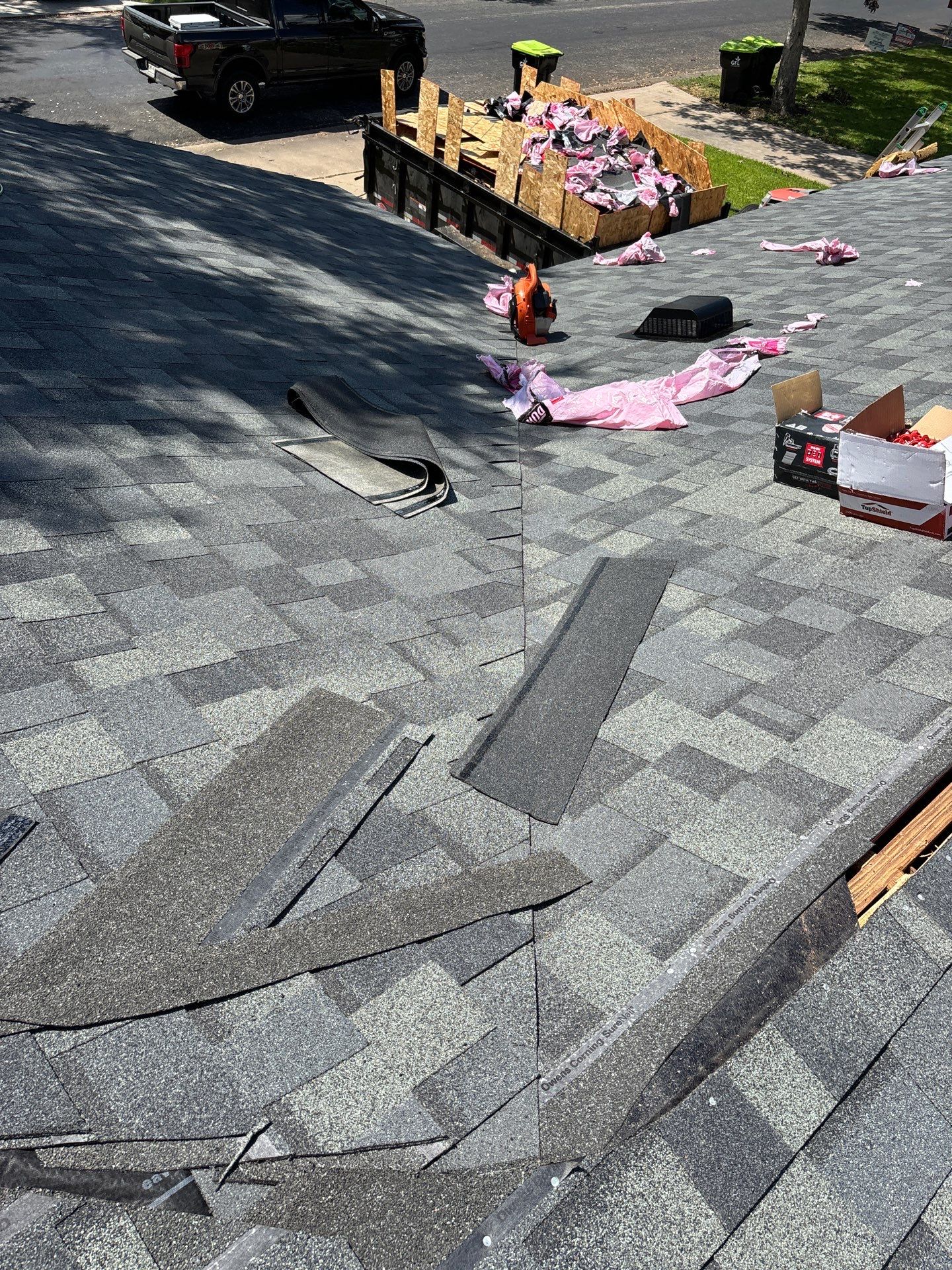 Residential Roofing Installation using Owen's Corning Duration (Lifetime) Shingles by Roof Repair Company