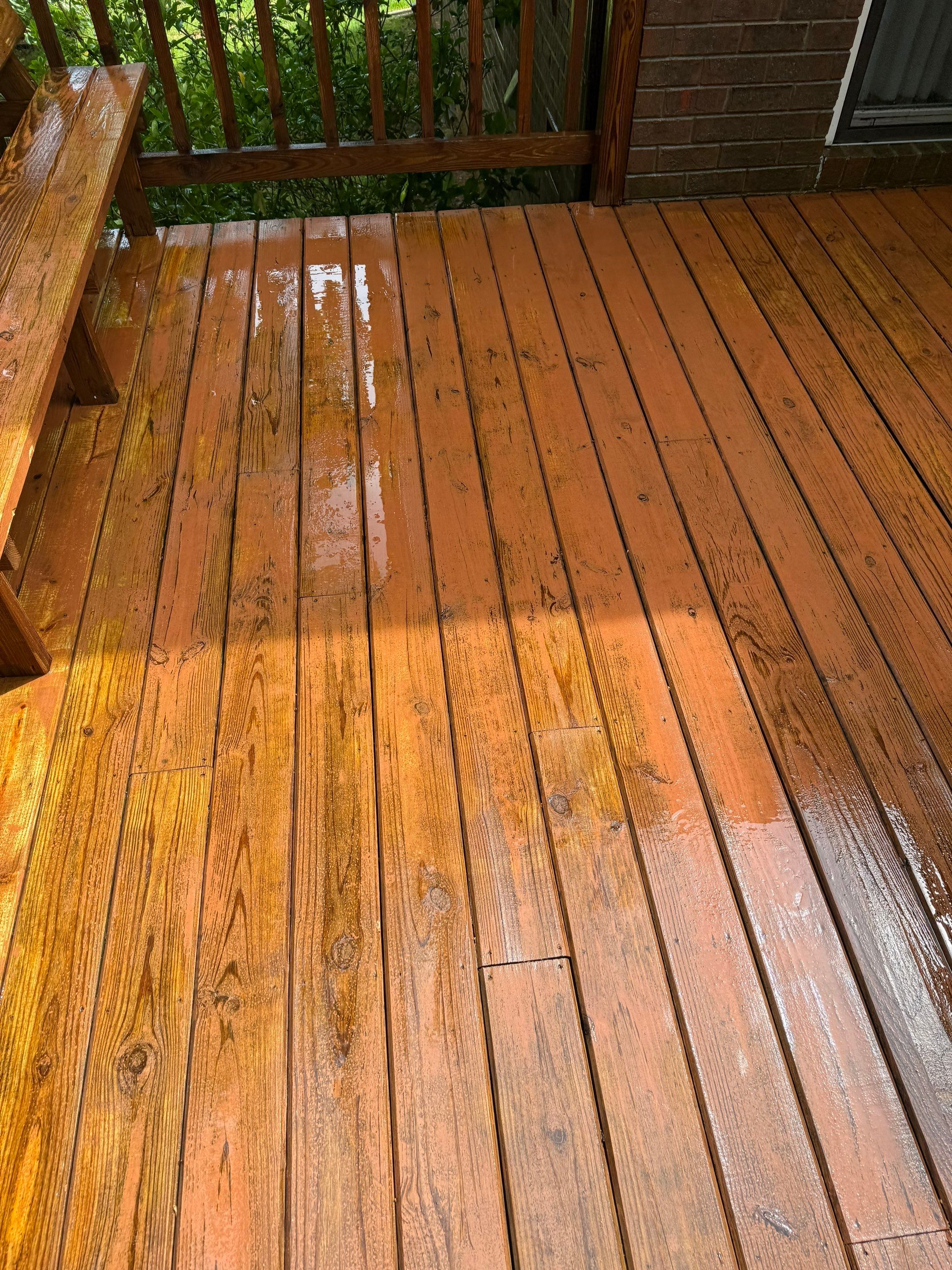 Wood Deck using Wood Sealant by DuraSeal