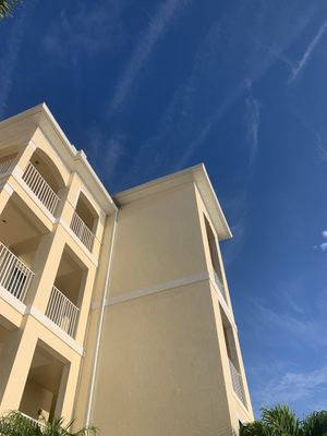 White Aluminum Gutters and Downspouts in Fort Myers FL by Gutter Professor