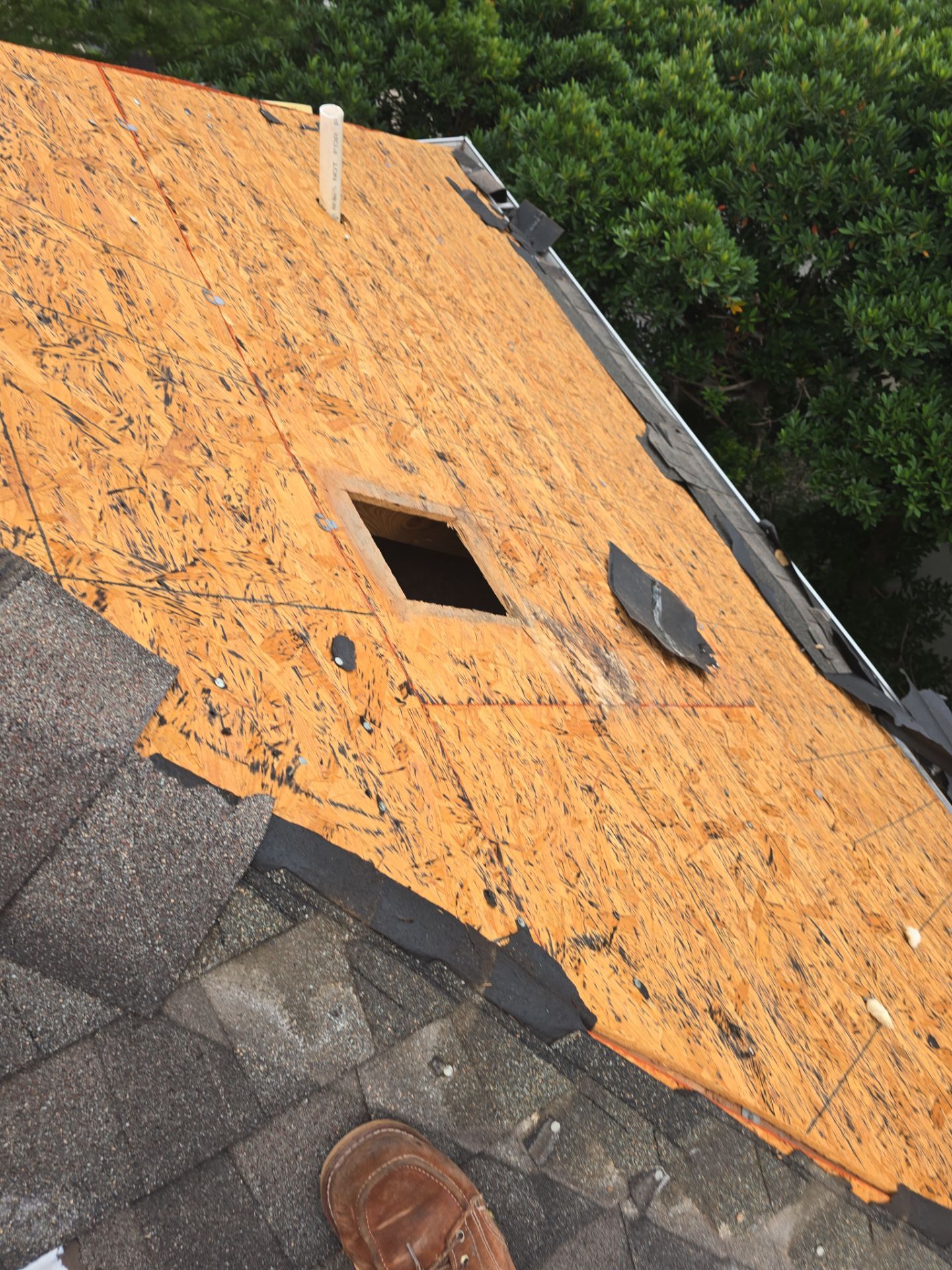 Roof Replacement Houston by Roof Repair Company