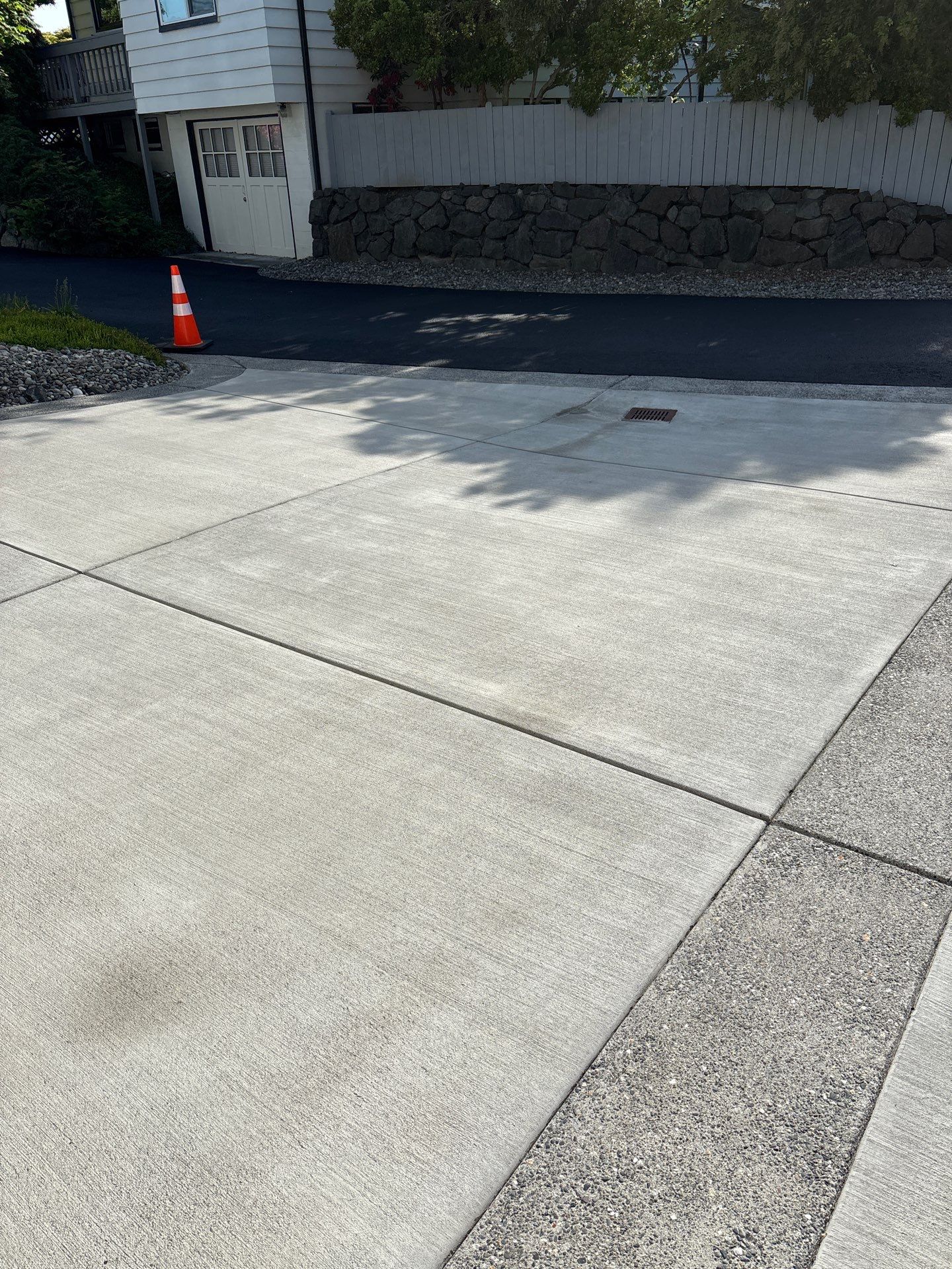 Sealcoated Concrete & Asphalt Driveway | Everett  by Jireh Asphalt & Concrete Inc 