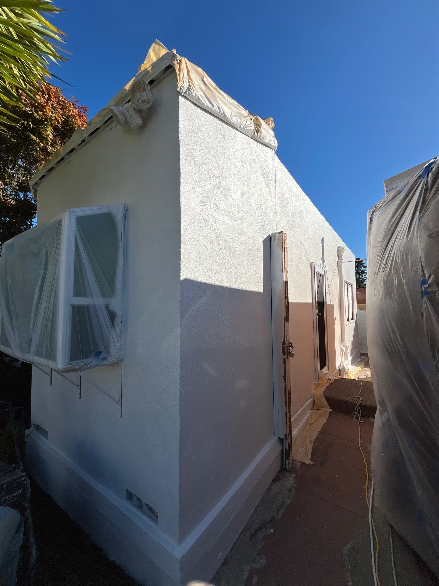 Project in Oakland by Herrera’s Bay Area Painting inc.