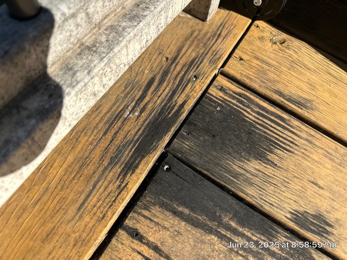 Wood Deck using Wood Sealant by DuraSeal