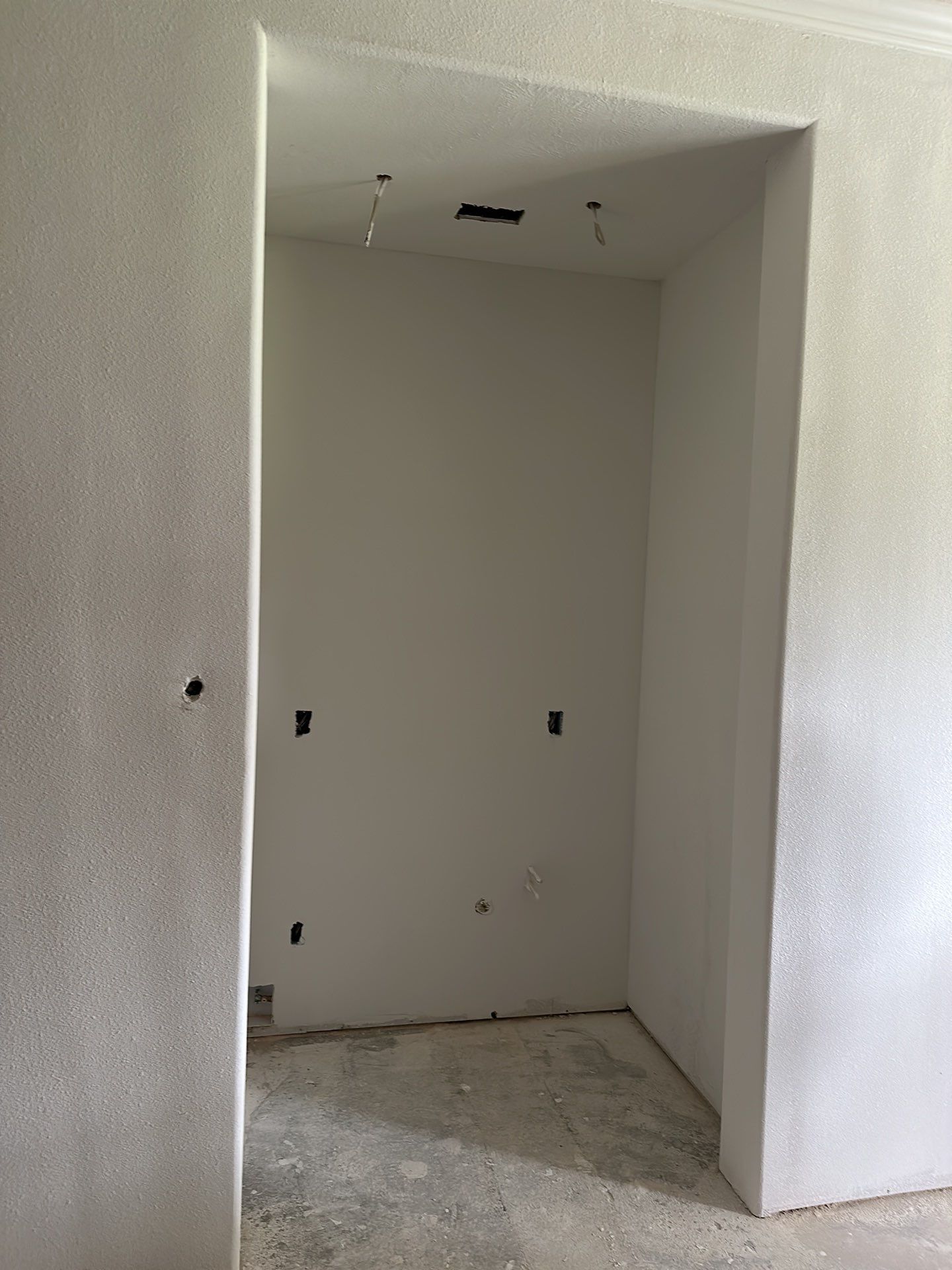 2024 Kitchen on trend with L&T Contractors by L&T General Contractors and Restoration INC