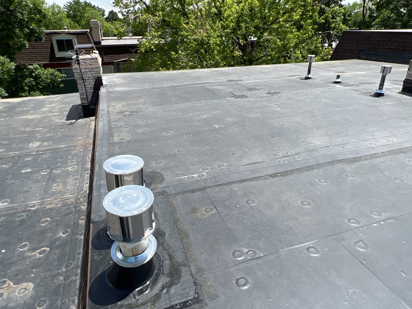 Commercial Roofing Installation using MuleHide EPDM .60 - BLACK by A to Z Roofing