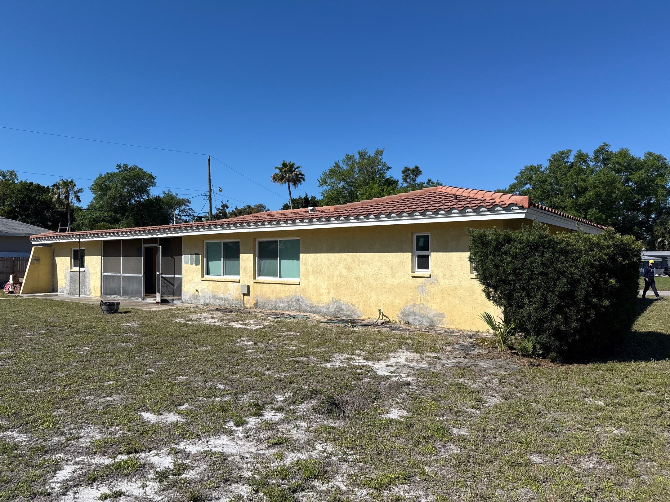 Full Exterior Cleaning Before Painting – Sarasota, FL (Near Sarasota Airport) by Sunshine AquaWash