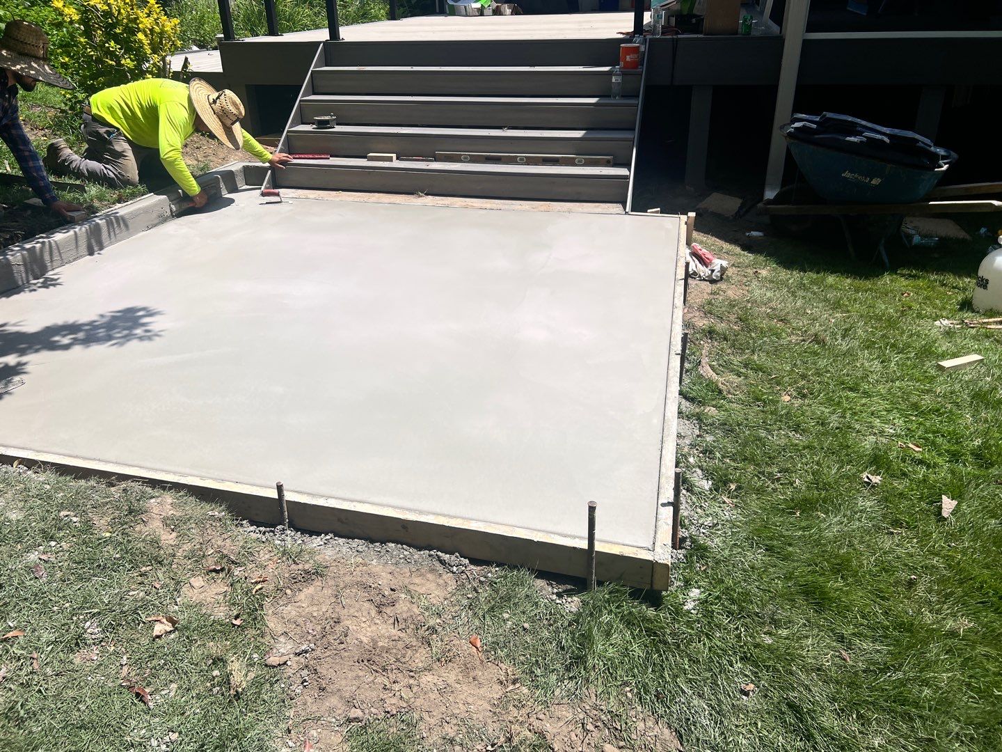 Burntleaf - Screen Porch by Pillar and Pine