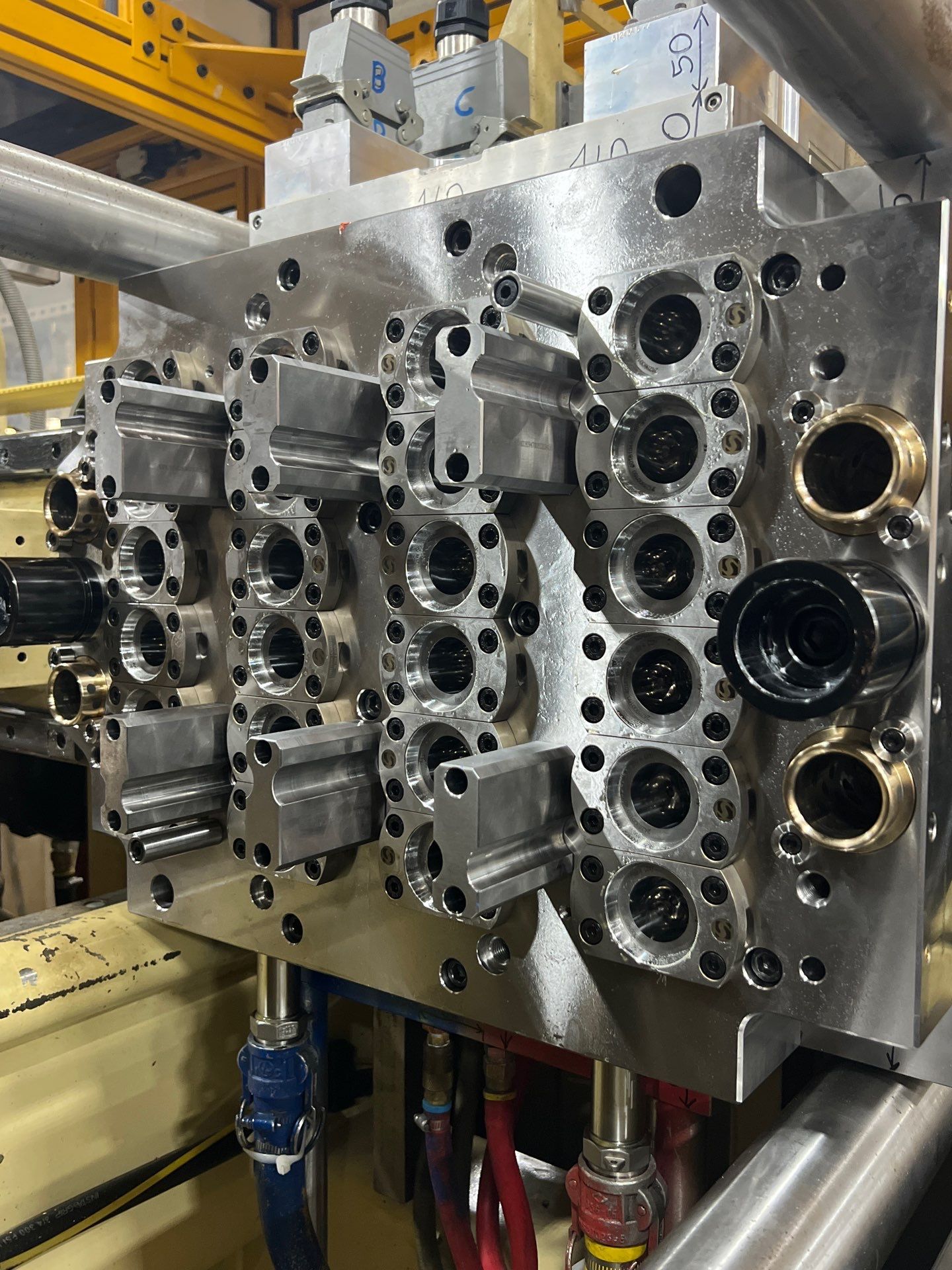 Lenexa 51.9g preform qualification using PET by Altium Packaging
