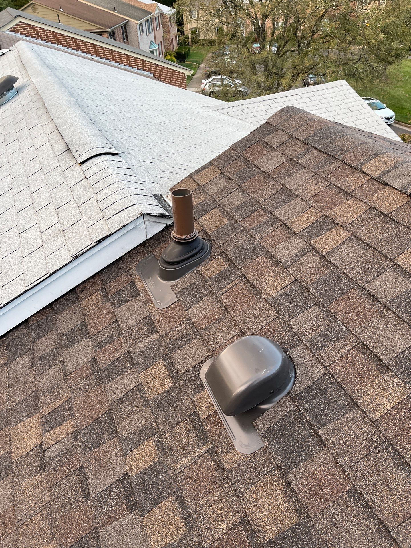 Springfield: Roof Replacement with Landmark Pro Designer Shingles in Max Def Shenandoah by RM Banning, Inc.