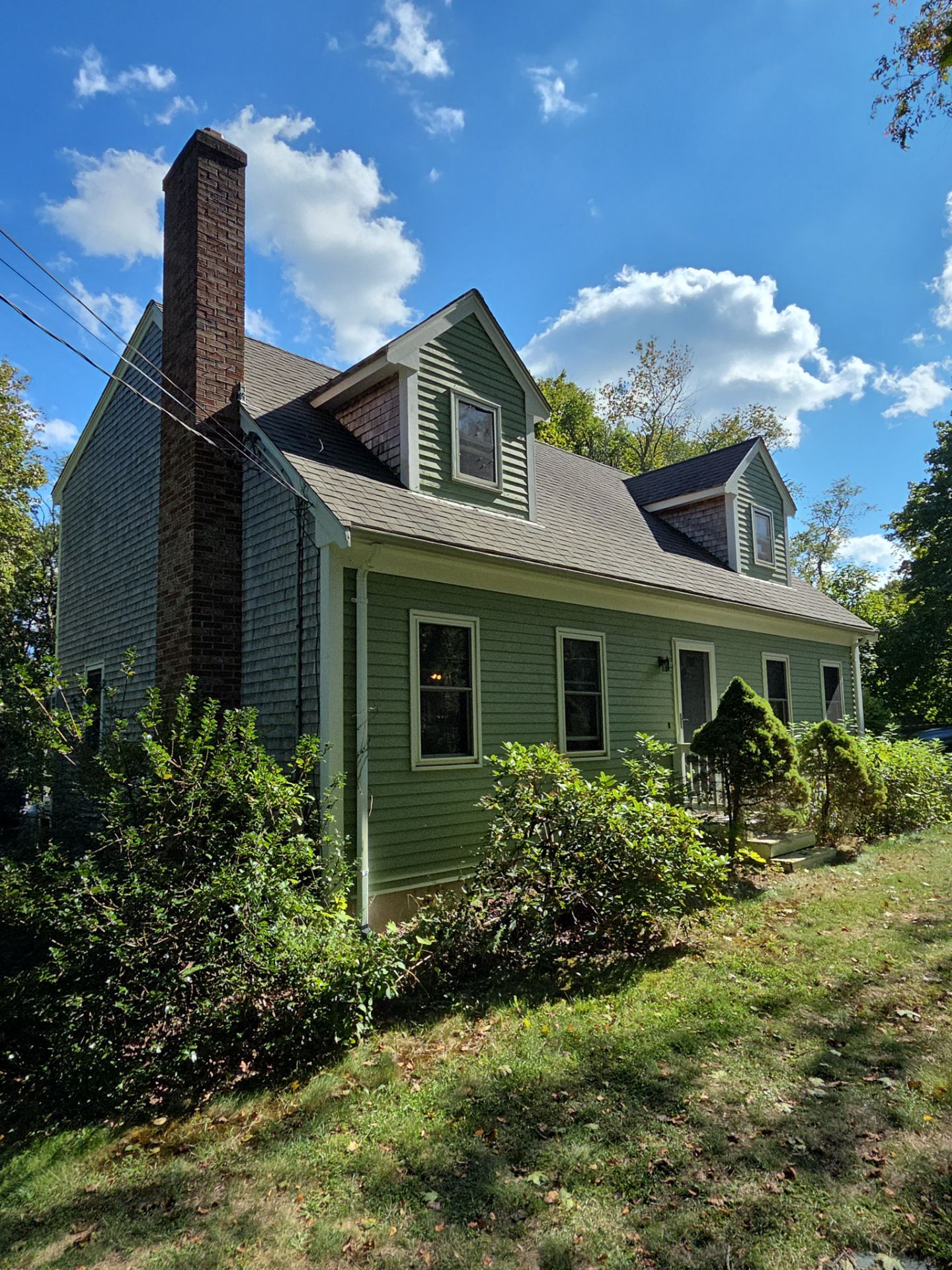 James Hardie siding in Dream Collection color - Dighton, MA by UBrothers Construction
