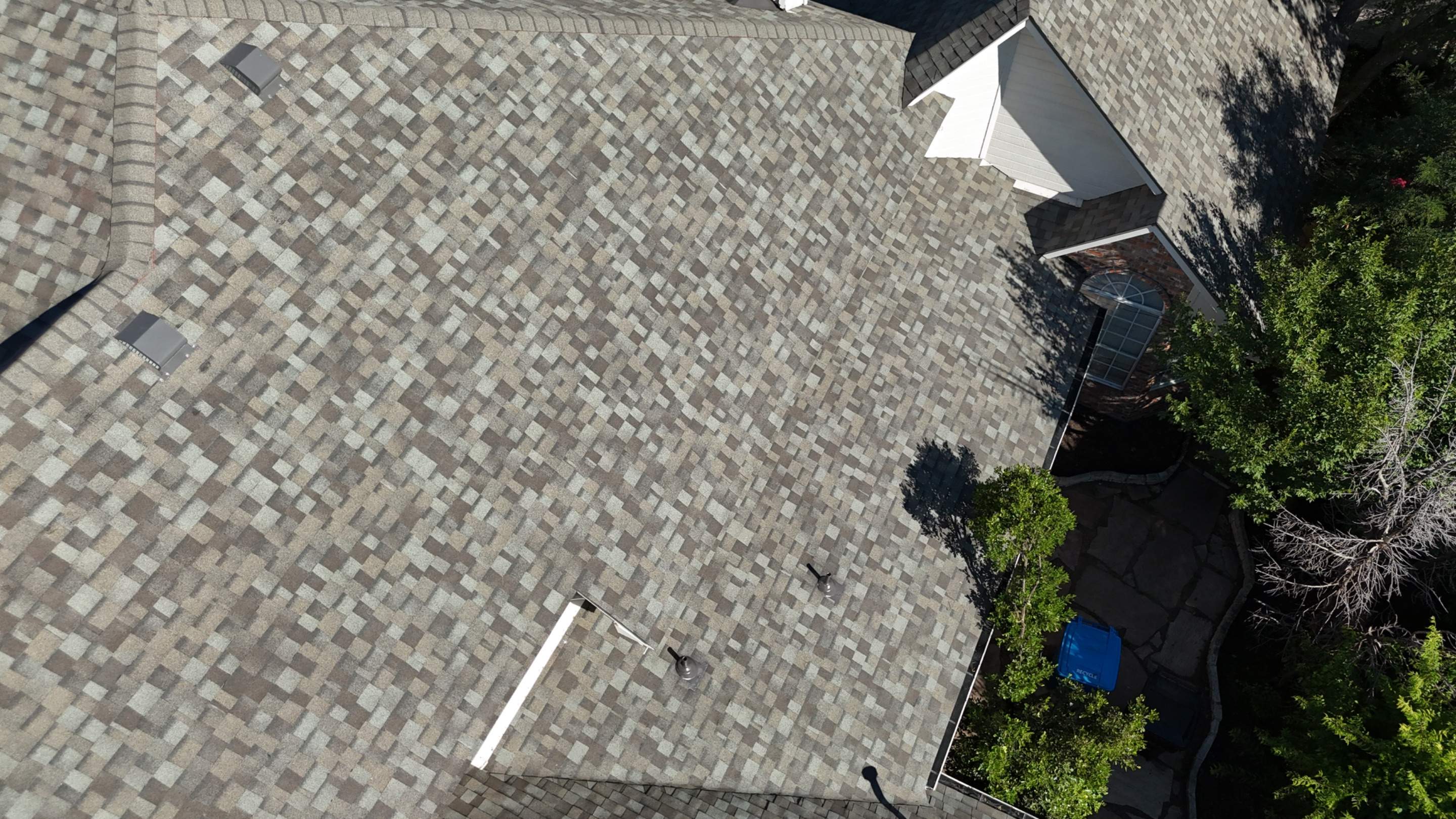 Driftwood - Owens Corning by RoofsOnly.com