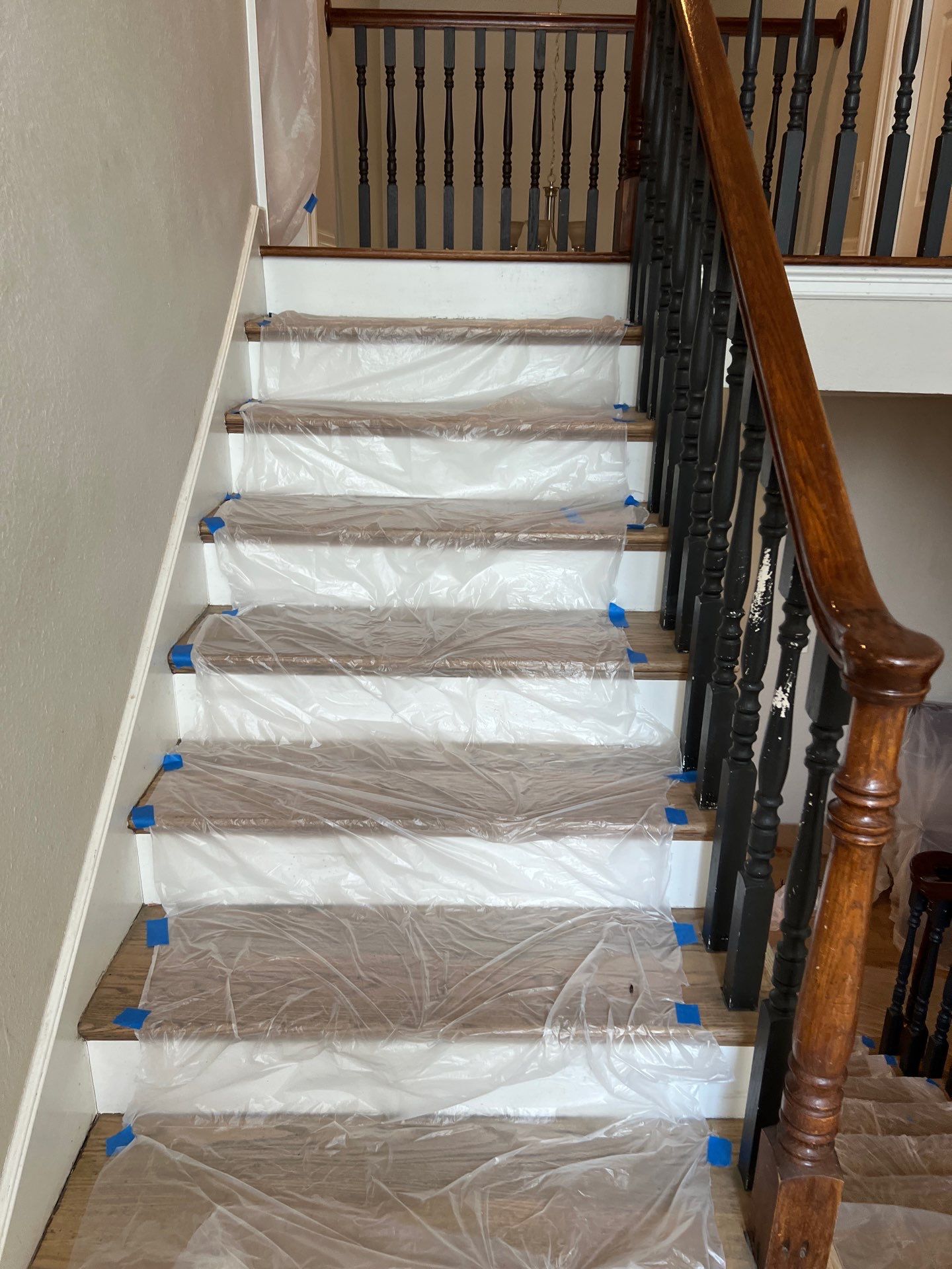 Lighter Colors enlarge living areas by Bernard Hardwood Floors
