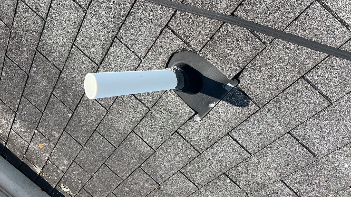 Sterling: CertainTeed Landmark Designer Shingles in Pewter by RM Banning, Inc.