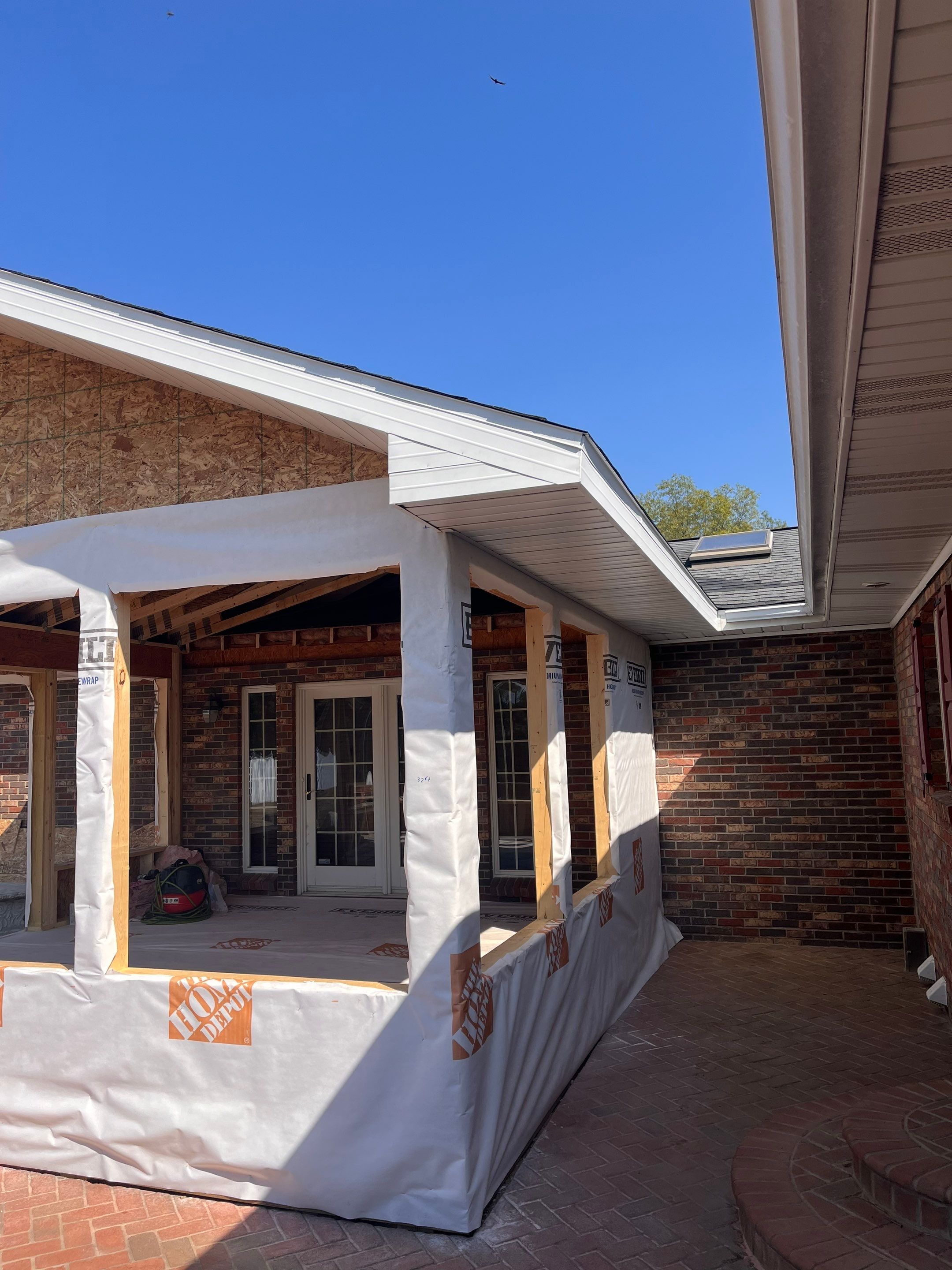 Smith Sunroom by Property Revolution 