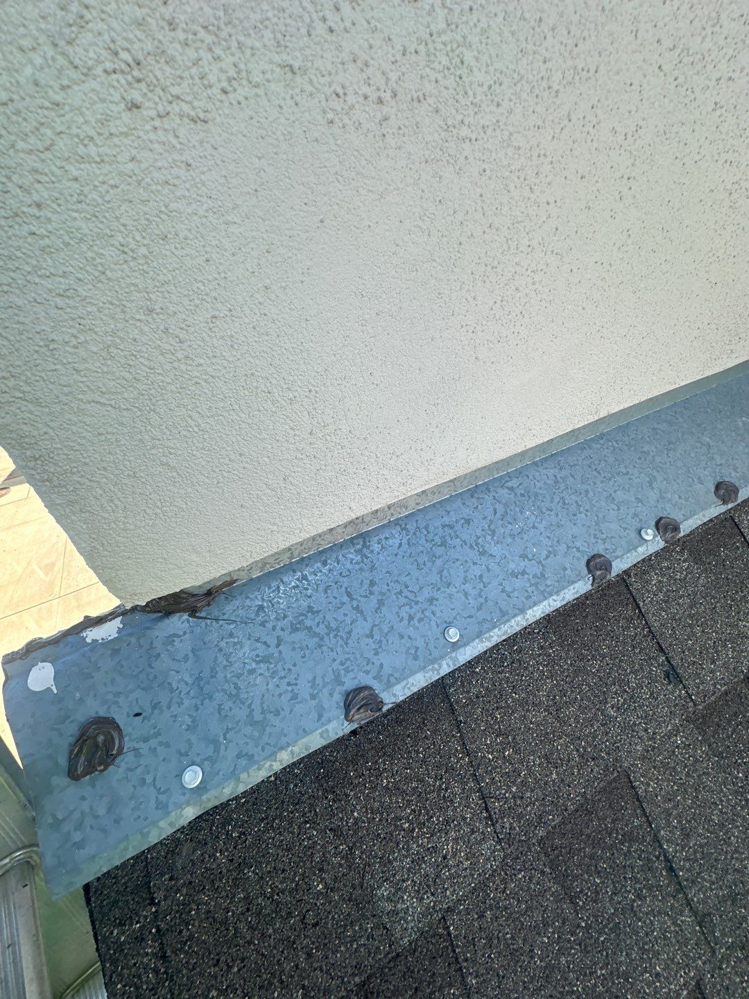 Hail Damage using Owen's Corning Duration (Lifetime) Shingles by Roof Repair Company