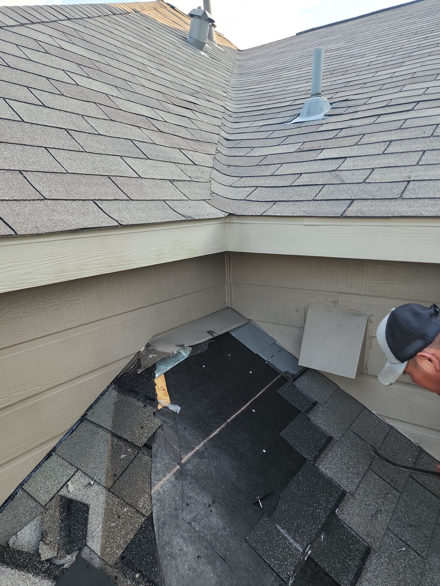 Residential Roofing Repair using Owen's Corning Duration (Lifetime) Shingles by Roof Repair Company