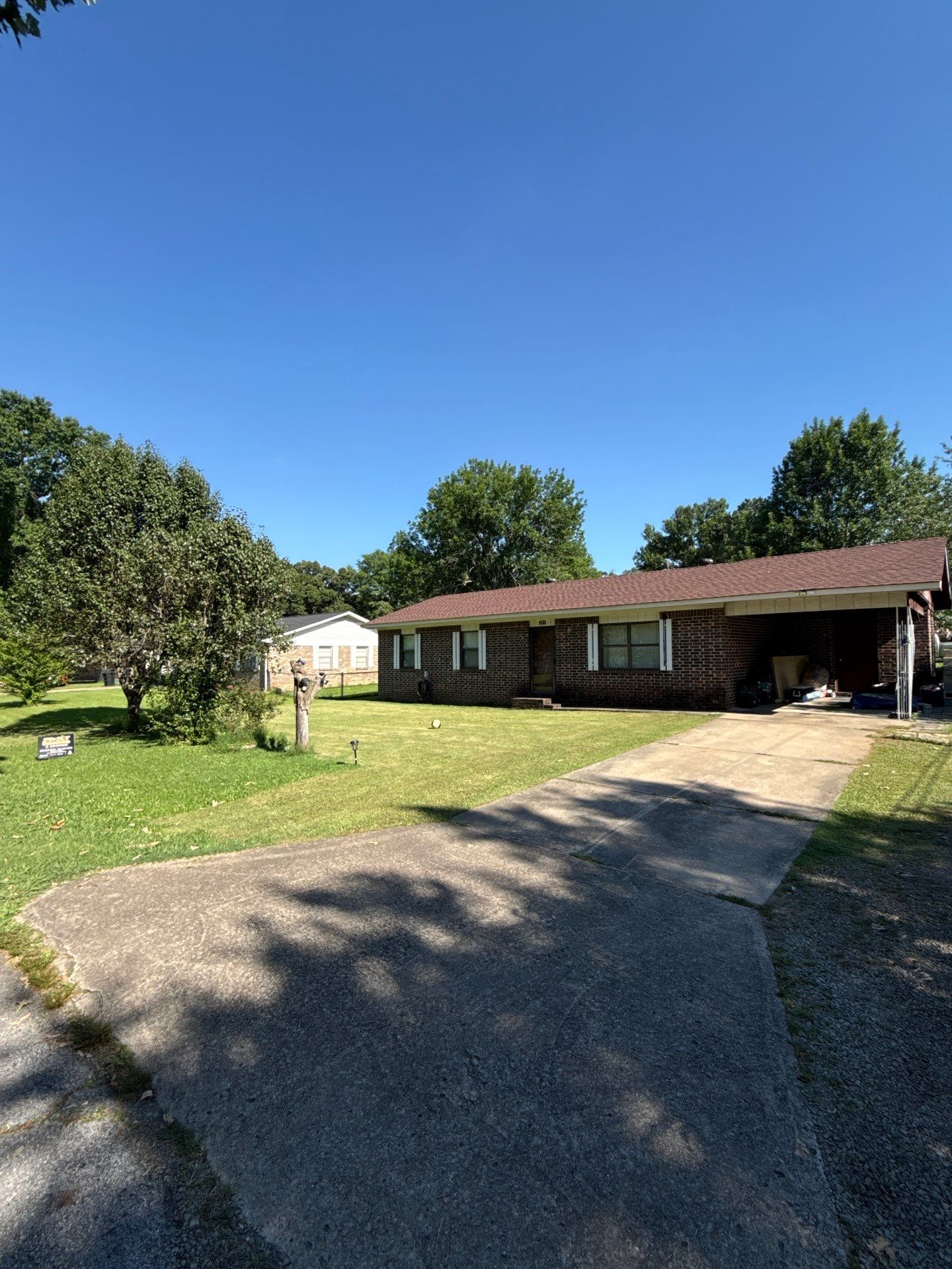 Roof replacement Waldron, AR by In & Out Construction & Remodeling, LLC