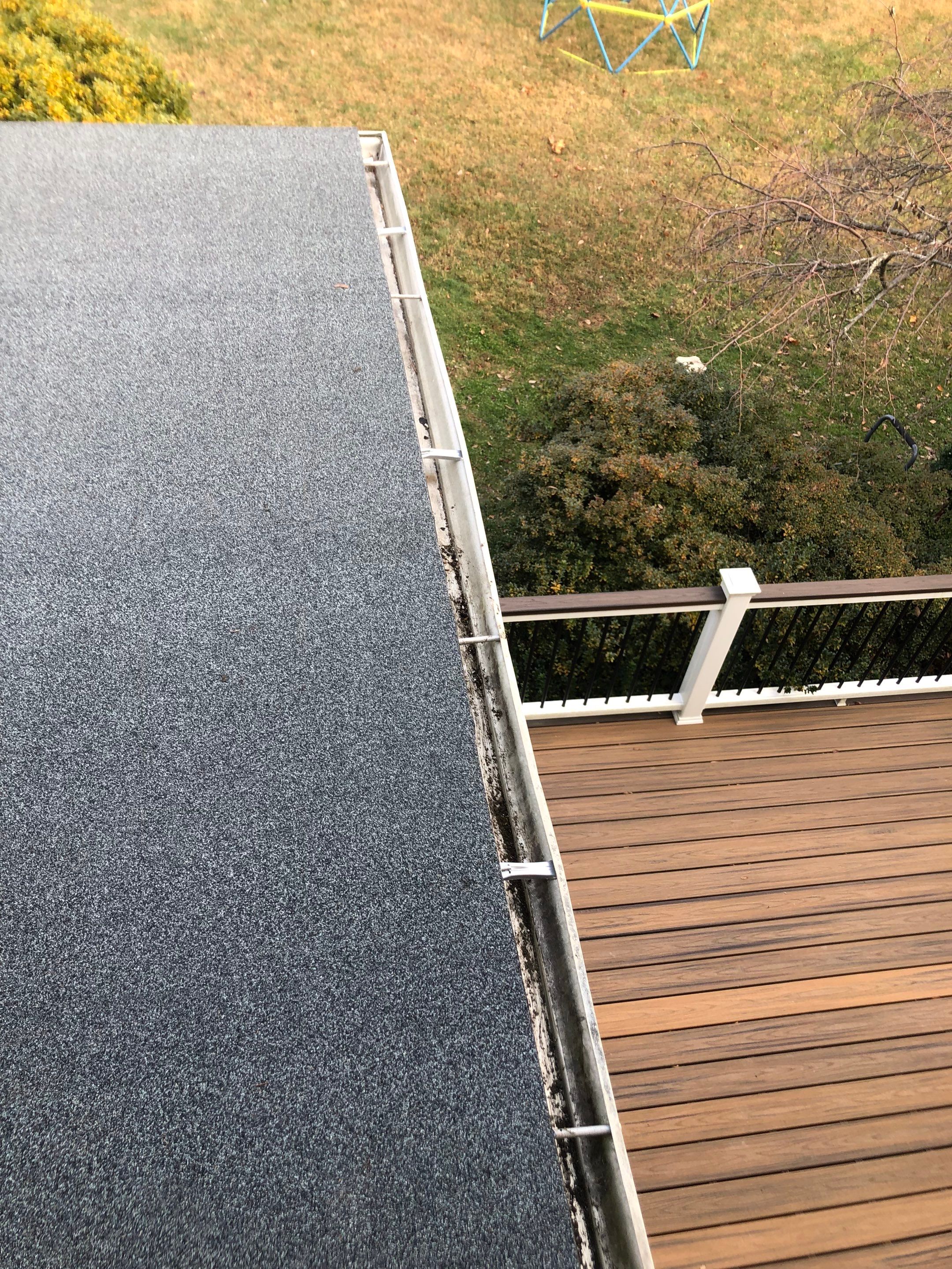 Herndon: CertainTeed Landmark Pro Designer Shingles in Max Def Driftwood by RM Banning, Inc.