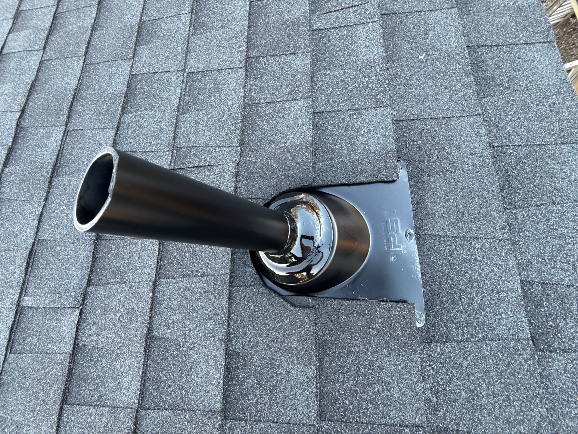 GAF Natural Shadow - Charcoal  by Top Sun Roofing