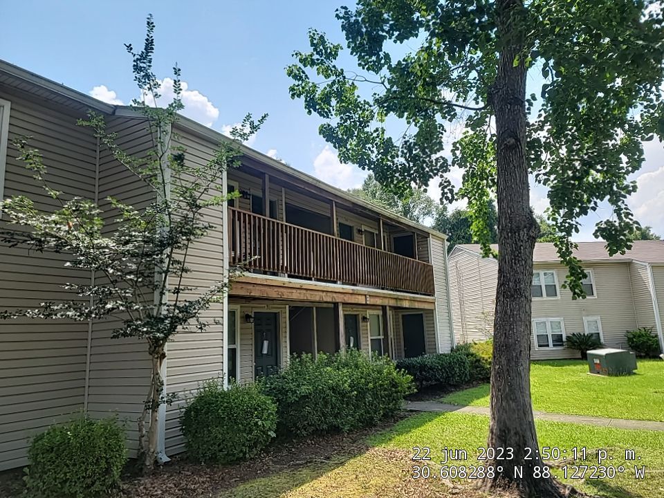 Residential Roofing Installation using Roof Replacement by American Roofing & Construction LLC