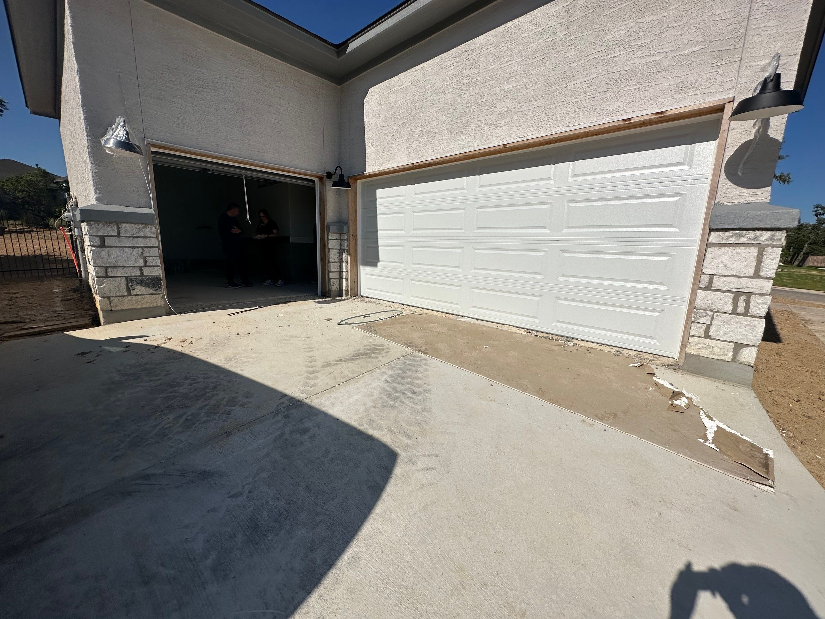 Johnson Ranch, Bulverde  by TORO Garage Co